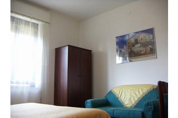 Italië Privát Uta, Exterieur